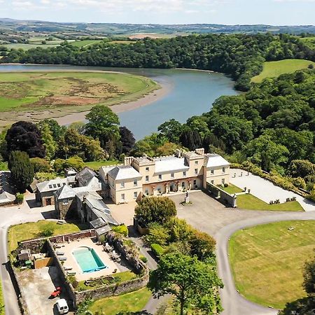 Pentillie Castle And Estate ซัลทาช ภายนอก รูปภาพ