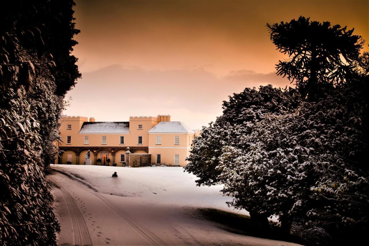 Pentillie Castle And Estate ซัลทาช ภายนอก รูปภาพ
